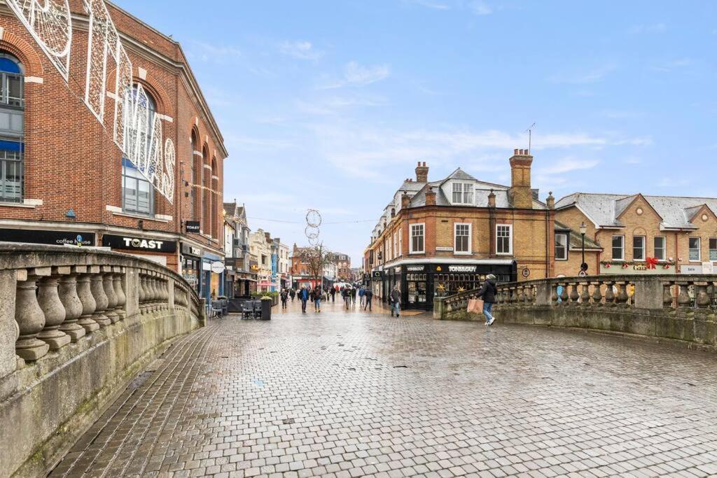 Chelmsford Centre View Sleep 4 Next Chelmer Canal Exterior photo
